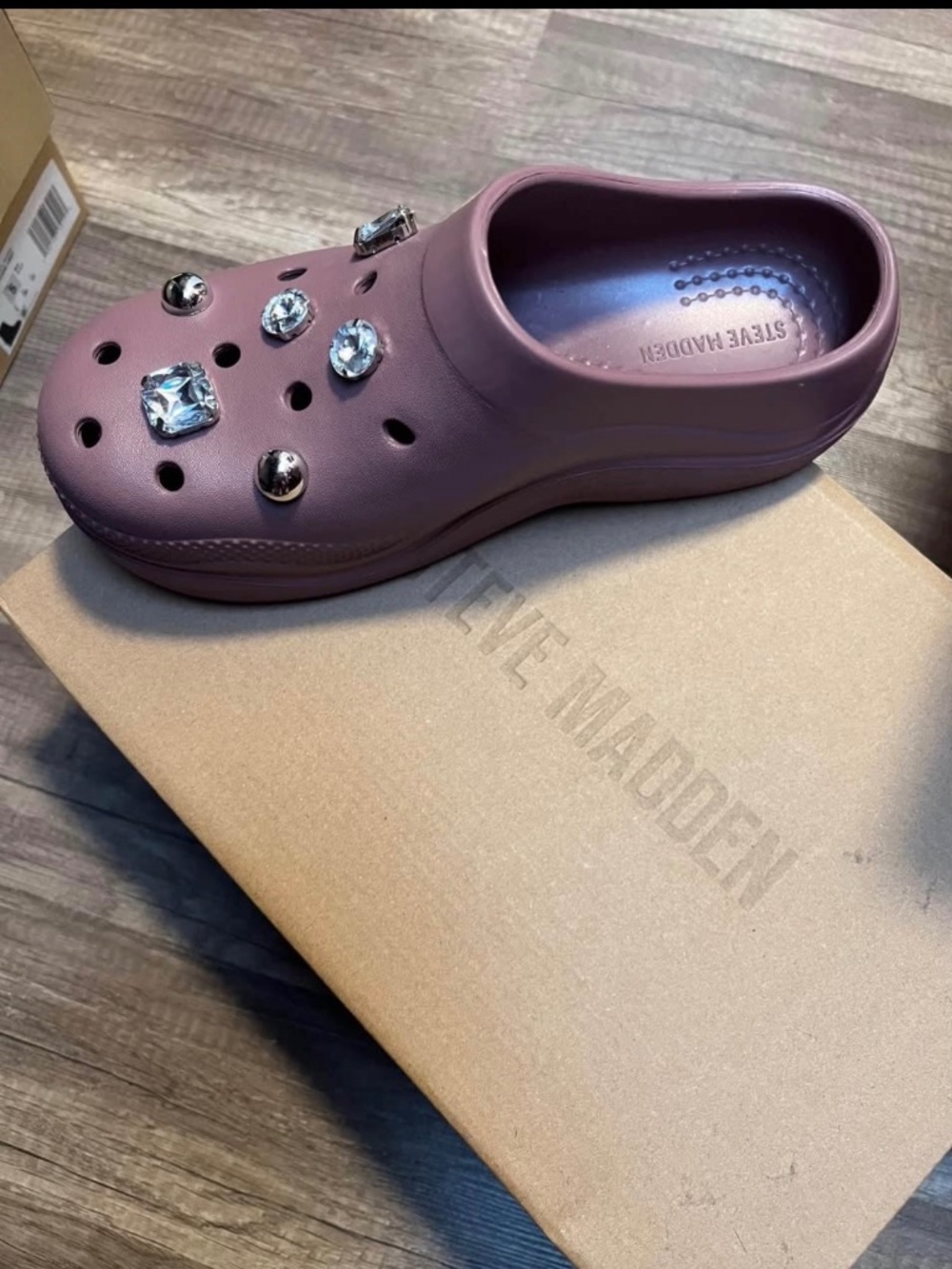 Steve Madden clogs